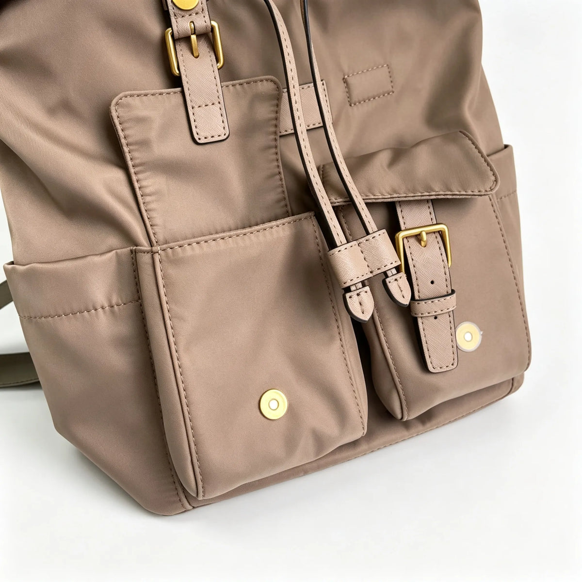 Tory Burch Perry taupe adjustable shoulder strap lightweight travel/commuter bag women's style