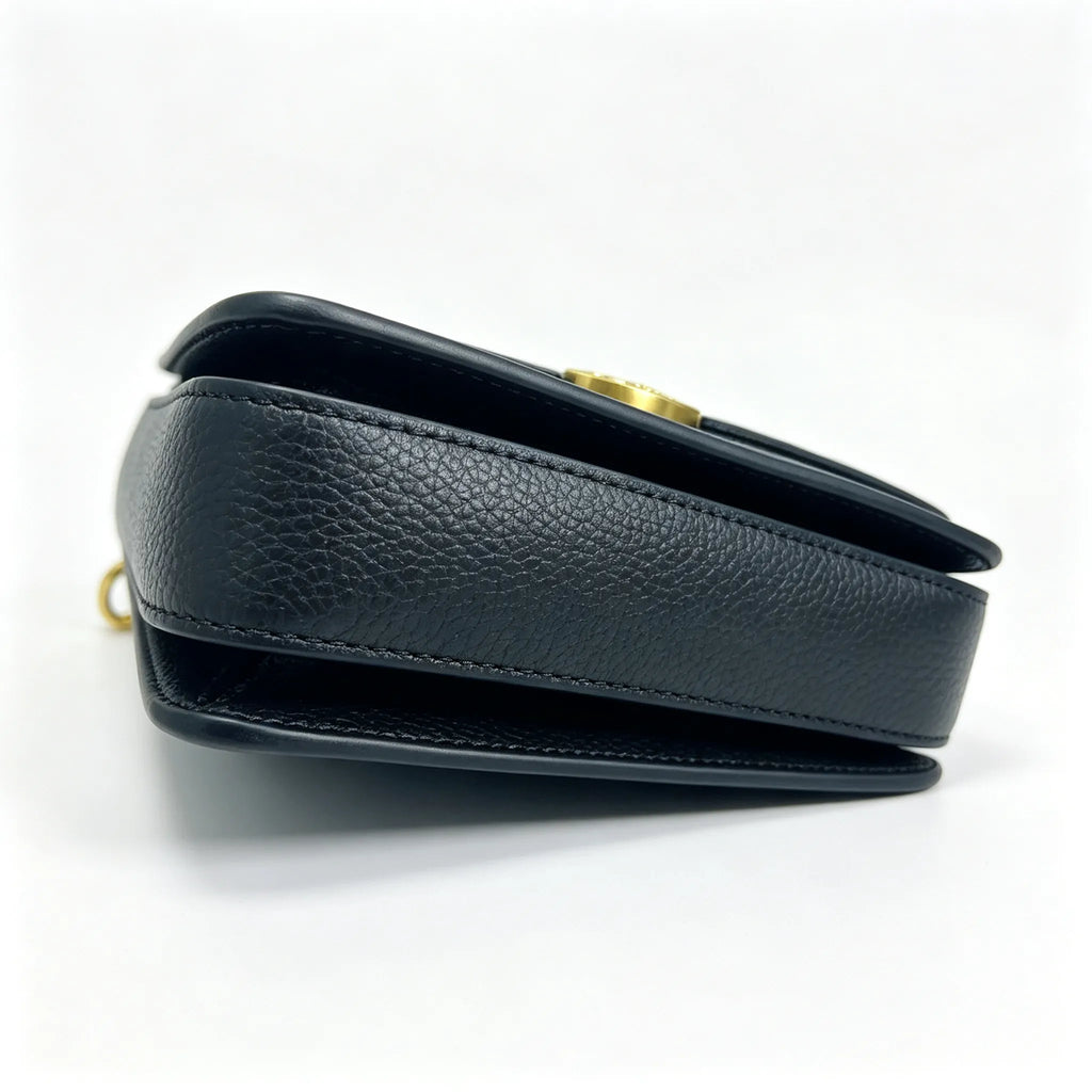 Tory Burch Chelsea | Black pebbled leather with a detachable chain and leather shoulder strap multiple carrying options women's designer handbag