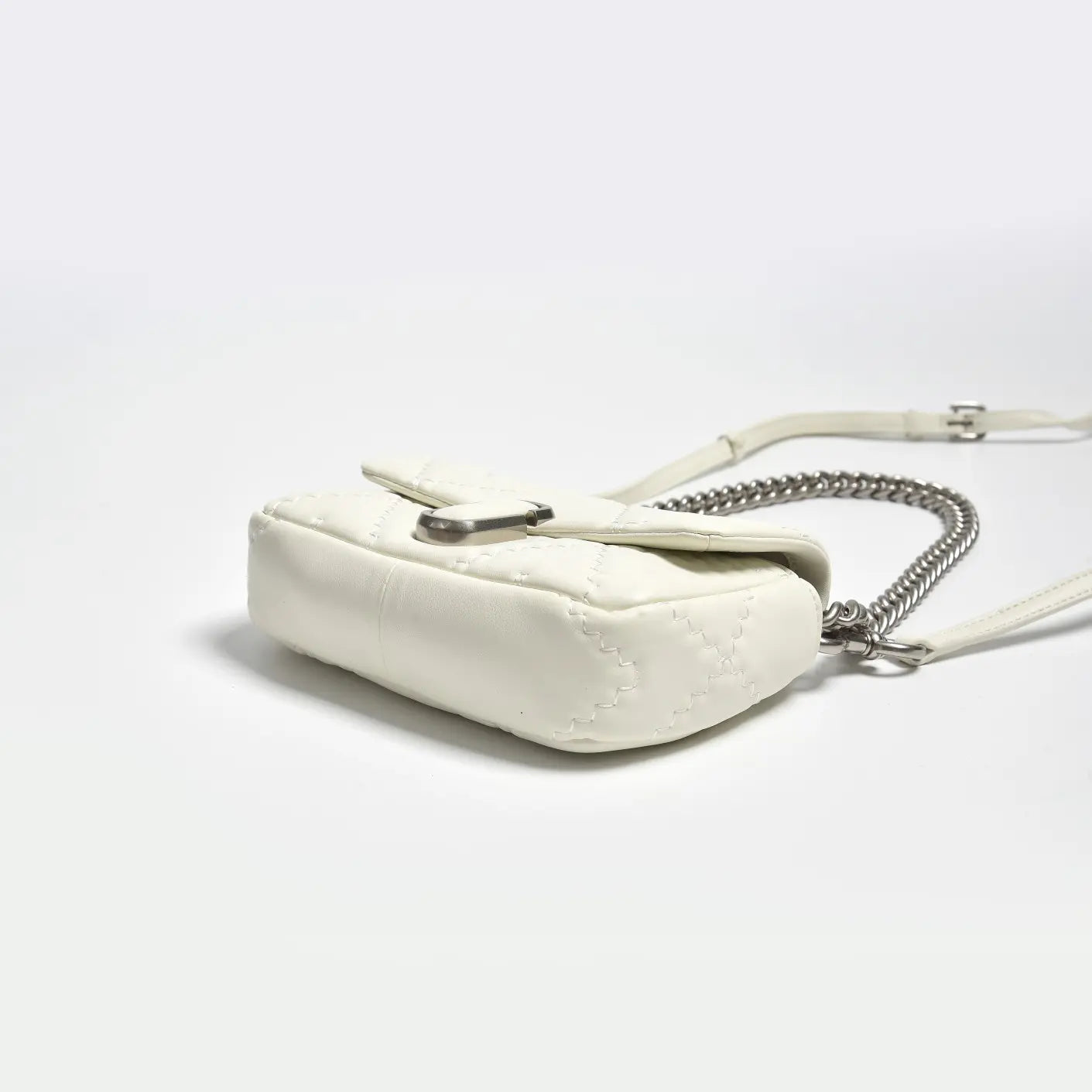 Marc Jacobs J Marc Mini Quilted Chain Bag | White Lambskin  Detachable Shoulder Strap Women's Designer Crossbody Bag