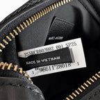 Marc Jacobs The Crossbody Mini Black Pebble Leather Dual-Zip Crossbody Bag with Embossed Logo 20x12x6cm