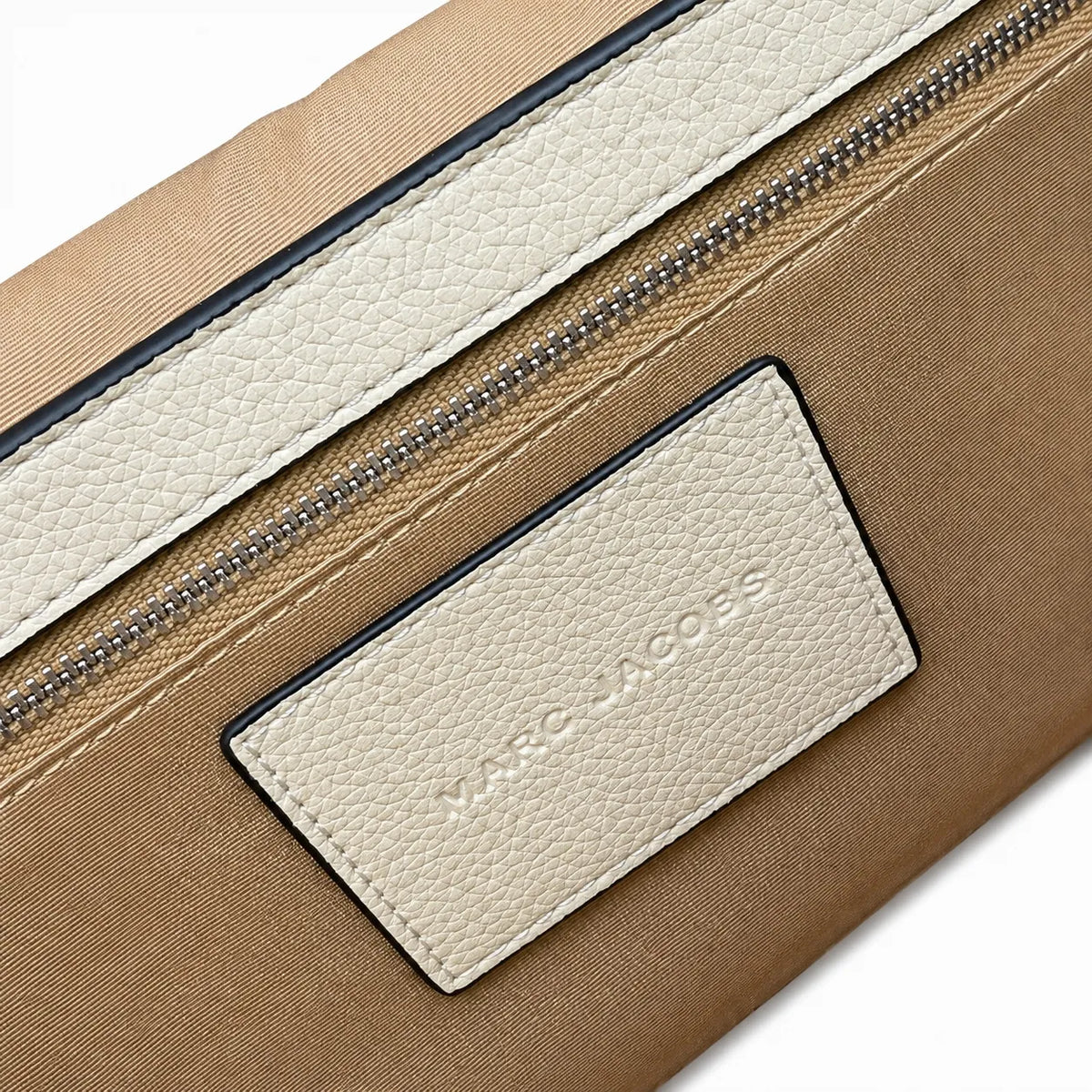 Marc Jacobs The J Marc Shoulder Bag Black & Cream Pebble Leather Chain Strap Crossbody Bag with Silver Lock