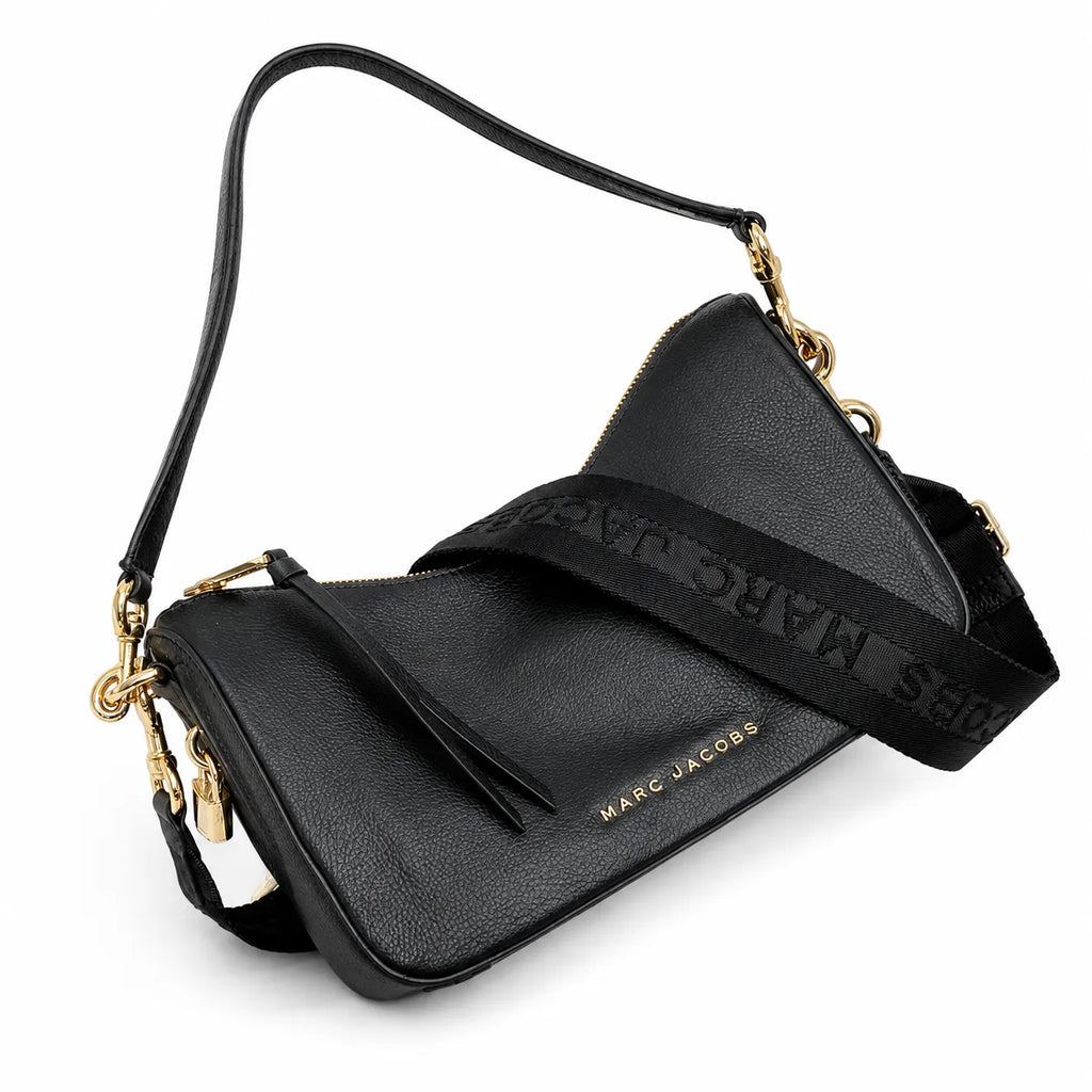 Marc Jacobs black pebbled leather | Classic tote bag style  large capacity  can be worn crossbody or carried by hand