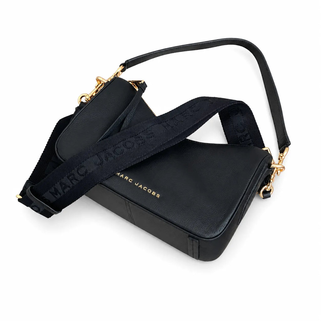 Marc Jacobs black pebbled leather | Classic tote bag style  large capacity  can be worn crossbody or carried by hand