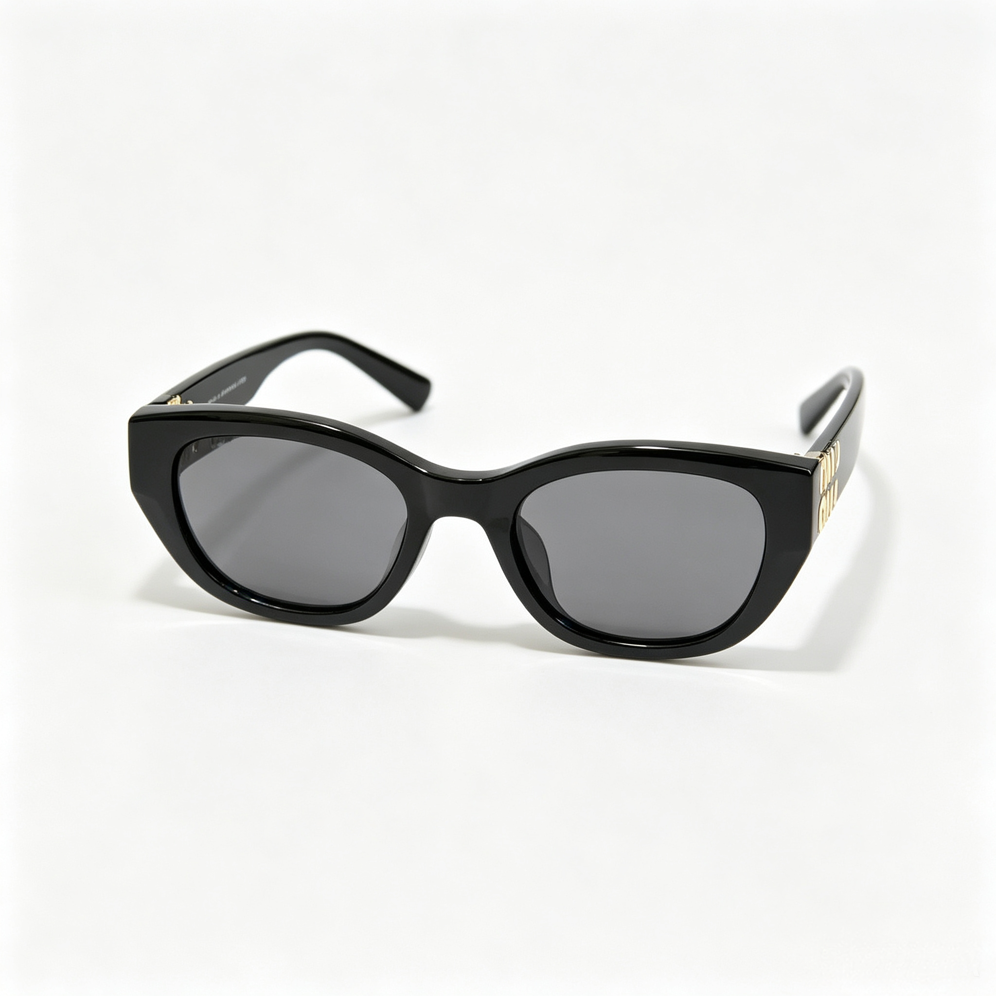 Miu Miu SMUA03S series cat-eye sunglasses